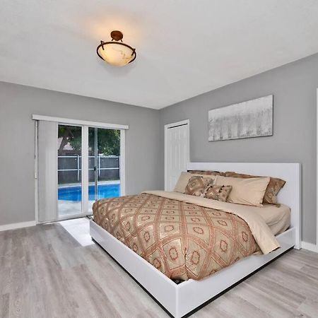 Spacious 4 Bedrooms, 2 Bathroom House With Pool Miramar Buitenkant foto