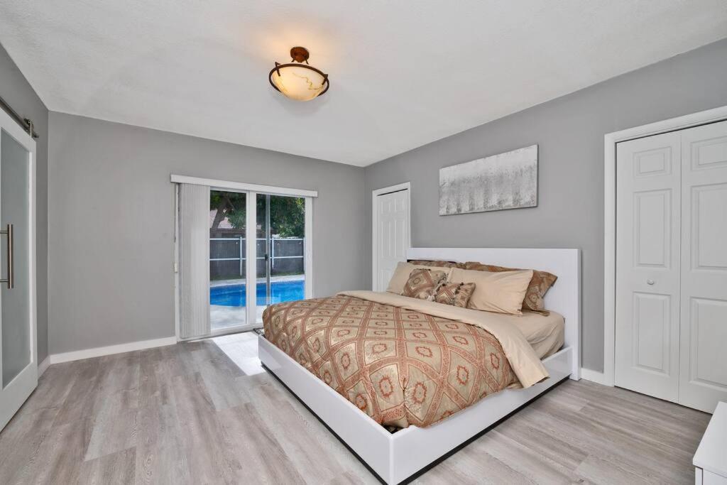 Spacious 4 Bedrooms, 2 Bathroom House With Pool Miramar Buitenkant foto