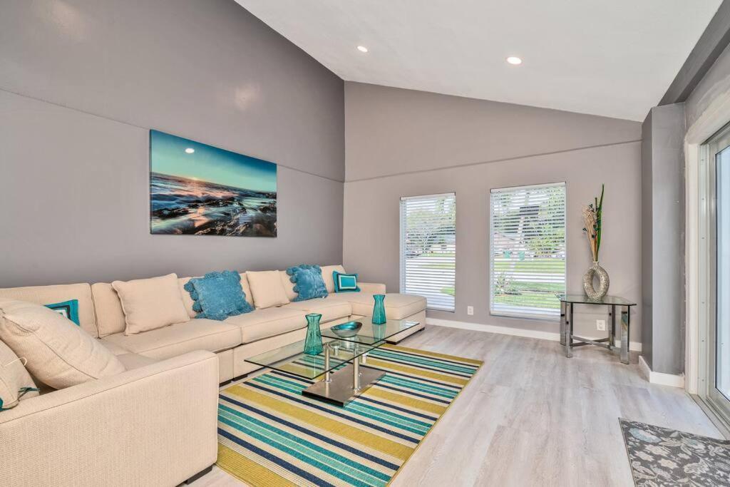 Spacious 4 Bedrooms, 2 Bathroom House With Pool Miramar Buitenkant foto